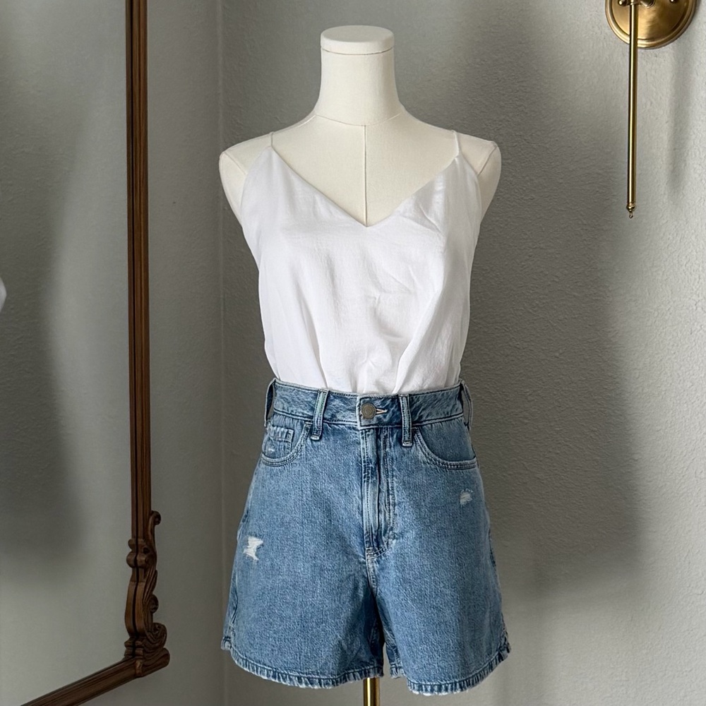 Hollister 100% Cotton Ultra High Rise 90s Shorts Size 2 W26 Coquette Minimalist